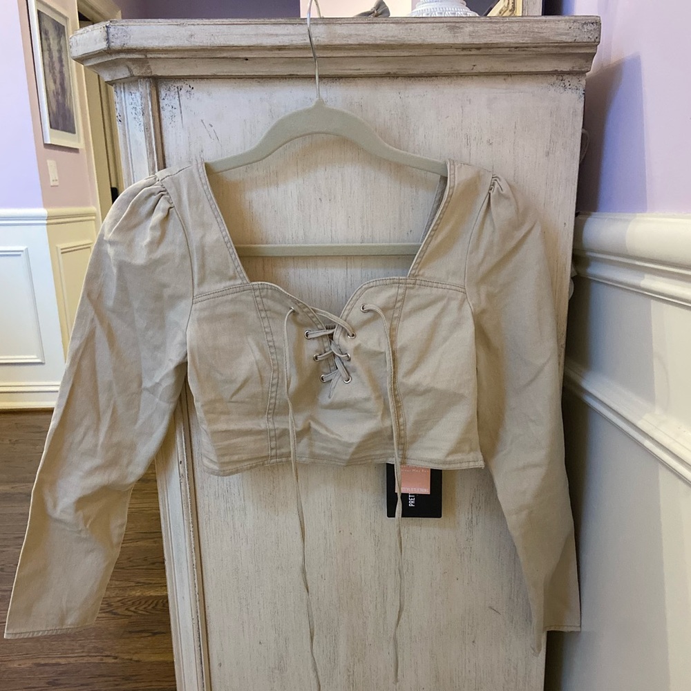 NWT PrettyLittleThing Denim Crop Top